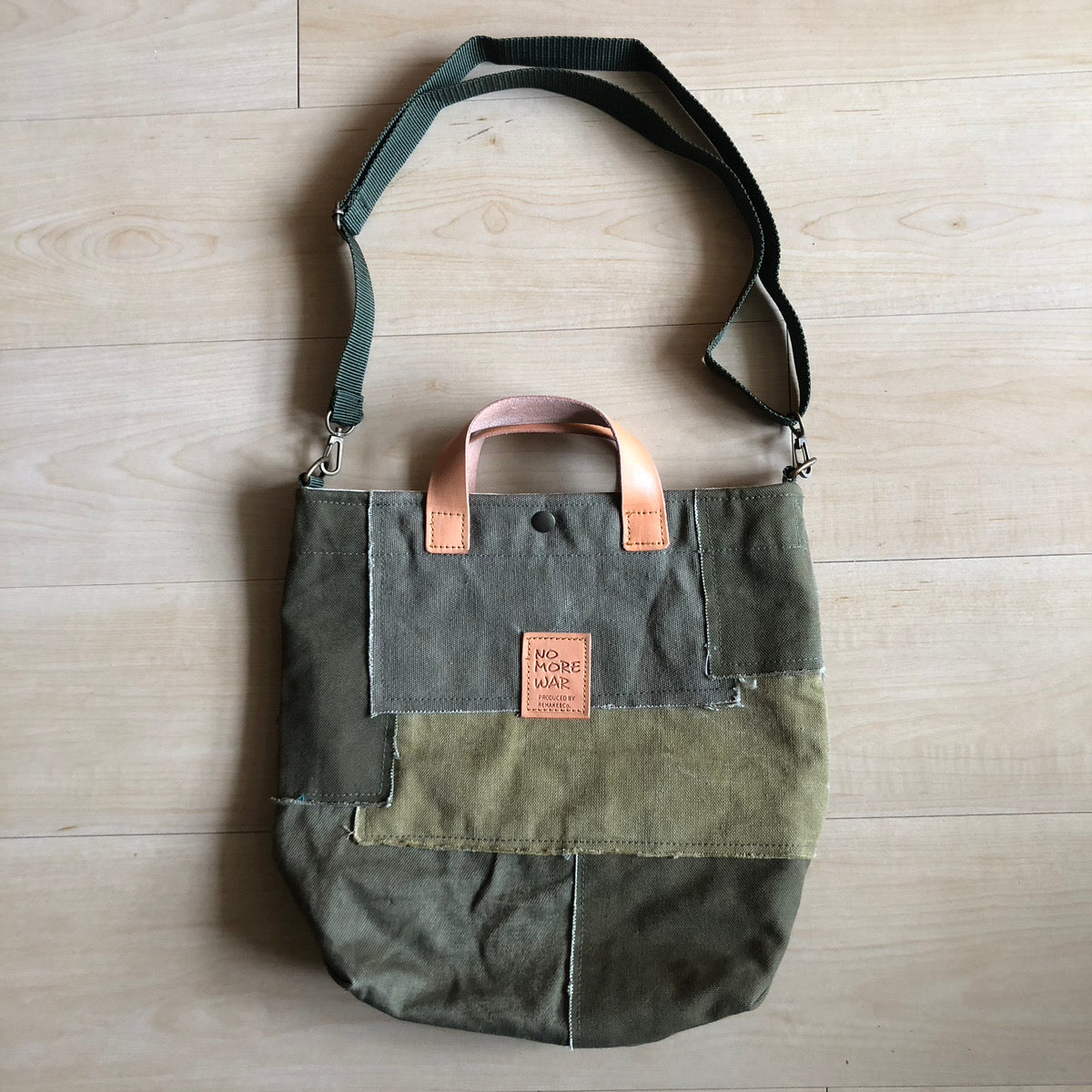 Bag – NO MORE WAR ONLINE